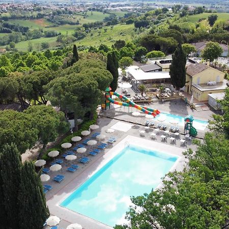 Camping Village Mar Y Sierra San Costanzo Dış mekan fotoğraf