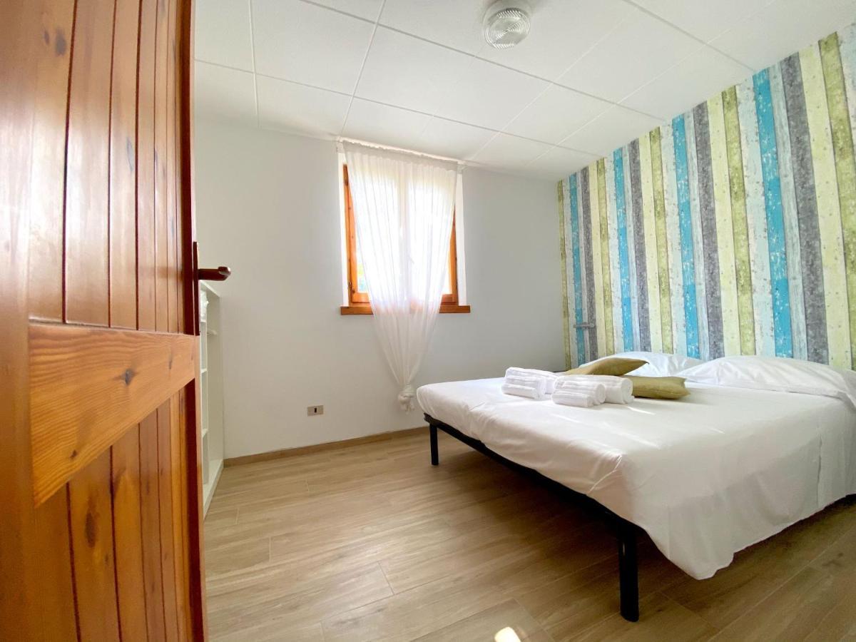 Camping Village Mar Y Sierra San Costanzo Dış mekan fotoğraf