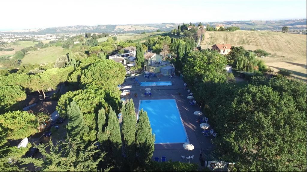 Camping Village Mar Y Sierra San Costanzo Dış mekan fotoğraf