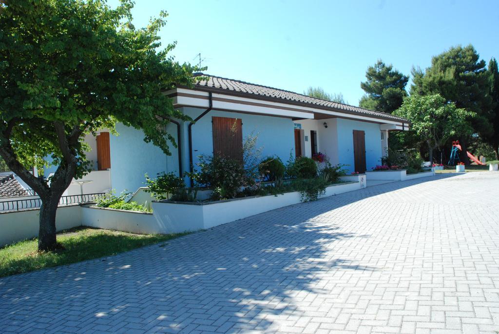Camping Village Mar Y Sierra San Costanzo Dış mekan fotoğraf