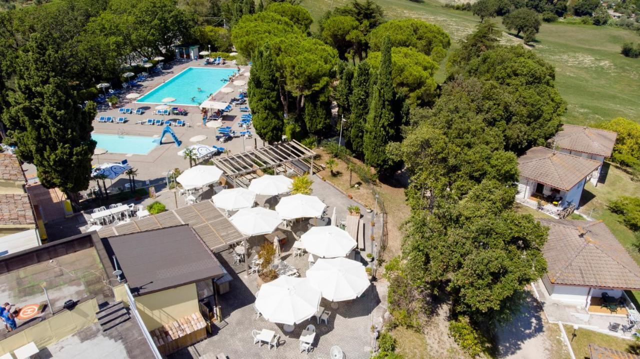 Camping Village Mar Y Sierra San Costanzo Dış mekan fotoğraf